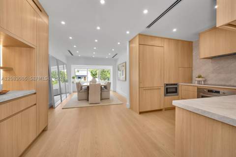 2635 SW 64th Ave, Miami FL - photo 9 of 43
