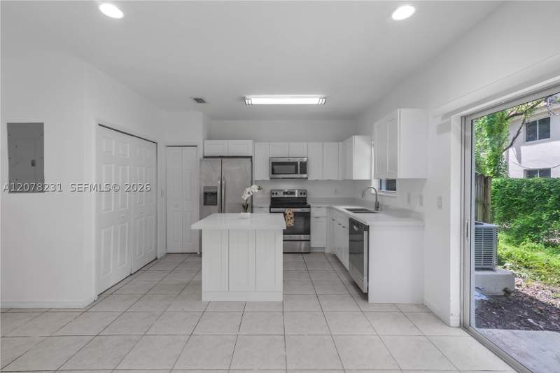 3 bedroom Townhouse at 2992 SE 15th Ave, Venetia Grove, Homestead — photo 5