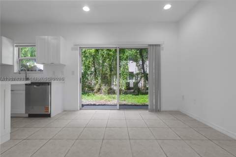 2992 SE 15th Ave, Homestead FL - photo 9 of 37