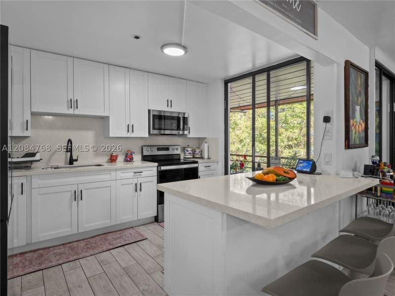 3 bedroom Condominium at 671 NE 195th St 329E, Cedar Glenn Condo Apts Ea, Miami — photo 5