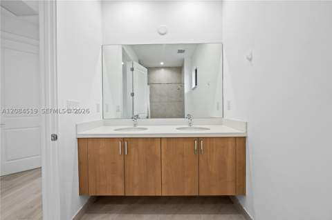 4402 NW 81st Ave, Doral FL - photo 13 of 33