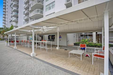 18041 Biscayne Blvd 803, Aventura FL - photo 15 of 24