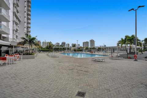 18041 Biscayne Blvd 803, Aventura FL - photo 22 of 24