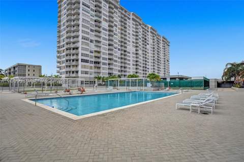 18041 Biscayne Blvd 803, Aventura FL - photo 23 of 24