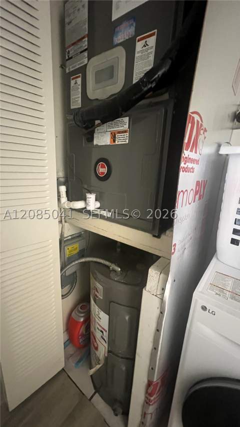 1480 W 46th St 210, Hialeah FL - photo 12 of 16