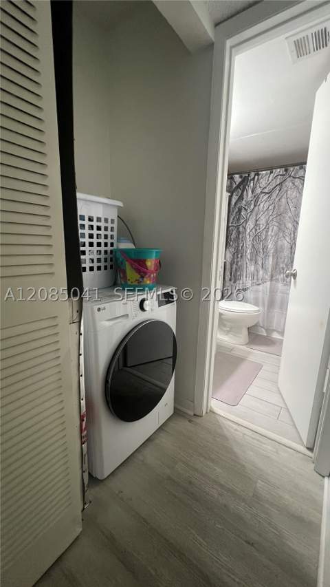 1480 W 46th St 210, Hialeah FL - photo 9 of 16
