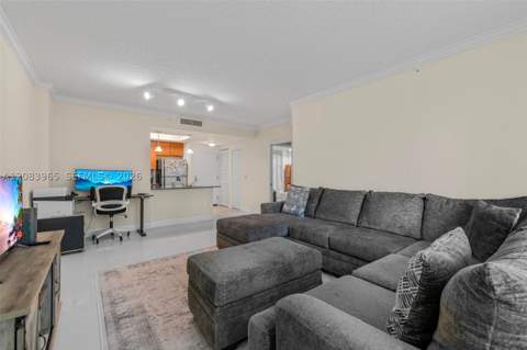 2000 N Bayshore Dr 408, Miami FL - photo 15 of 27