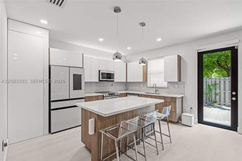 7923 NW 104th Ct, Doral FL - photo 13 of 38