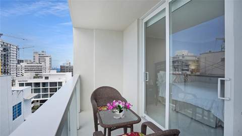 1750 James Ave 9J, Miami Beach FL - photo 7 of 16