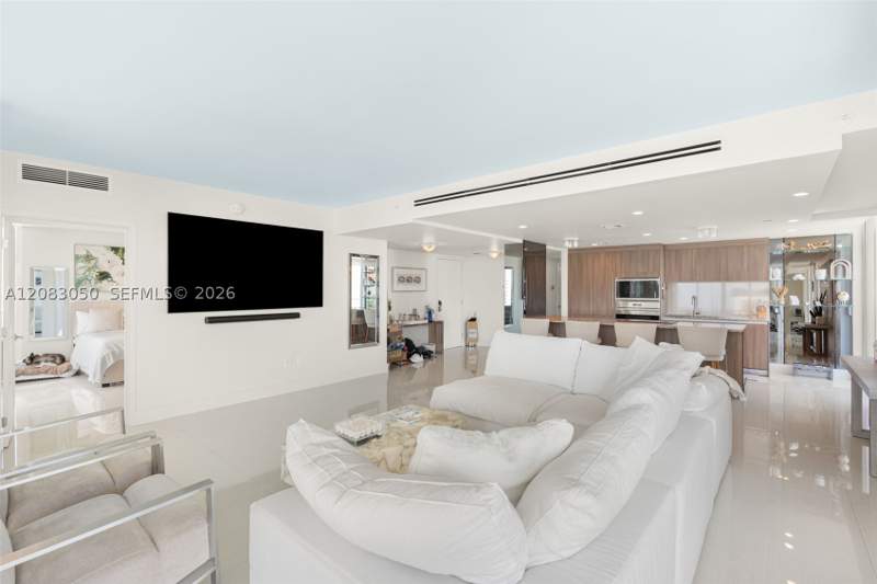 2 bedroom Condominium at 1170 101st St 601, Bay Harbour Island, Bay Harbor Islands — photo 4