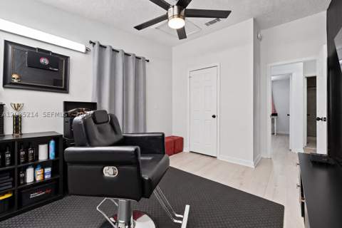 1958 NW 59th St, Miami FL - photo 15 of 20
