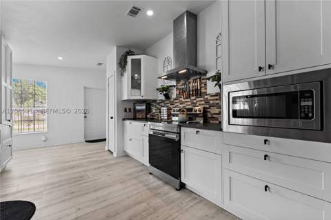 1958 NW 59th St, Miami FL - photo 6 of 20