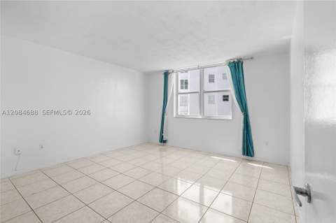 5001 Collins Ave 5E, Miami Beach FL - photo 15 of 45