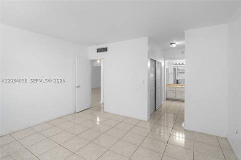 5001 Collins Ave 5E, Miami Beach FL - photo 18 of 45