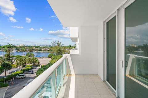 5001 Collins Ave 5E, Miami Beach FL - photo 8 of 45