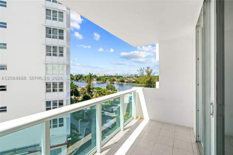 5001 Collins Ave 5E, Miami Beach FL - photo 9 of 45