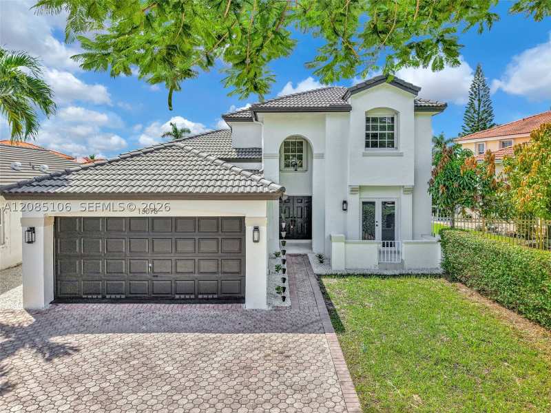 4 bedroom SingleFamilyResidence at 13078 NW 10th St, Shoma Homes At Tamiami II, Miami — photo 1