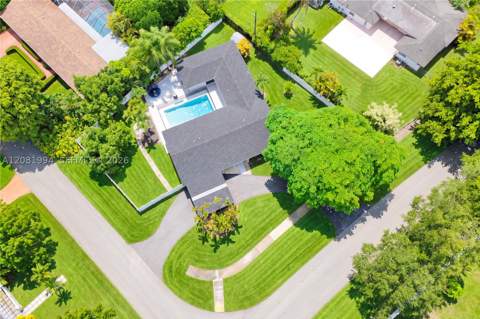 8201 SW 151st St, Palmetto Bay FL - photo 21 of 21