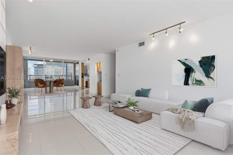 2 bedroom Condominium at 1541 Brickell Ave B3403, The Palace Condo, Miami — photo 2
