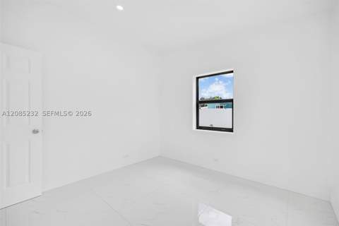 16410 NW 22nd Ct, Miami Gardens FL - photo 15 of 34