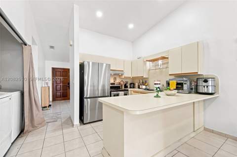 7330 W 30th Ave, Hialeah FL - photo 11 of 46