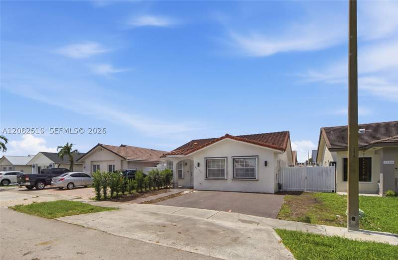 3 bedroom SingleFamilyResidence at 7330 W 30th Ave, Riviera I Sub, Hialeah — photo 2