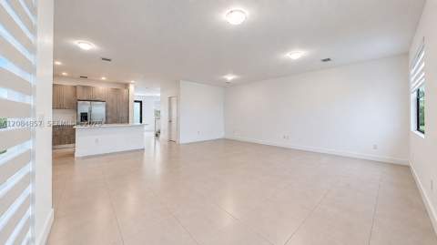 15811 SW 136th Ter, Miami FL - photo 20 of 60