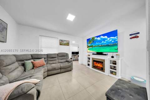 2020 Rutland St, Opa Locka FL - photo 10 of 41