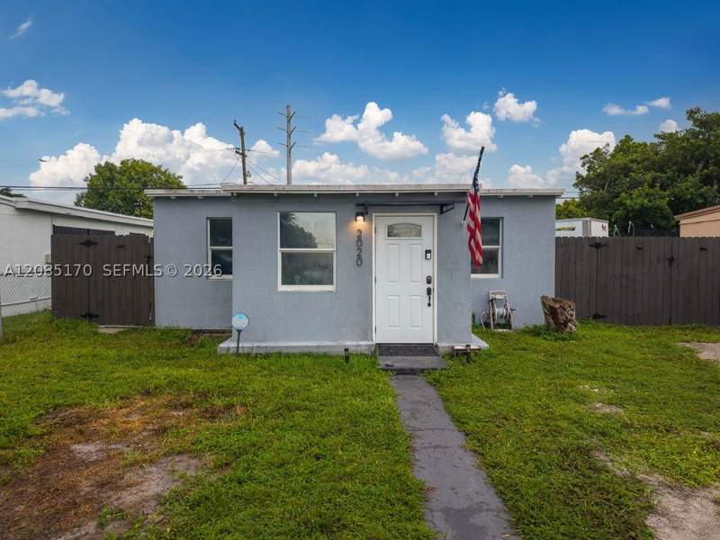 2 bedroom SingleFamilyResidence at 2020 Rutland St, Magnolia Gardens Consolid, Opa Locka — photo 2