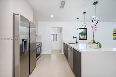 2228 SW 2nd St, Miami FL - photo 16 of 44