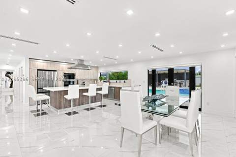 100 NW 120th Ave, Miami FL - photo 11 of 49