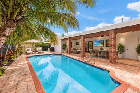 10451 SW 125th Ave, Miami FL - photo 11 of 45