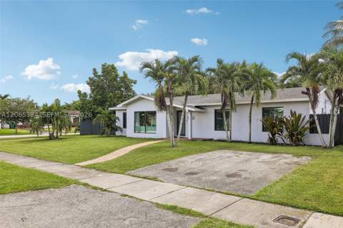 10451 SW 125th Ave, Miami FL - photo 13 of 45