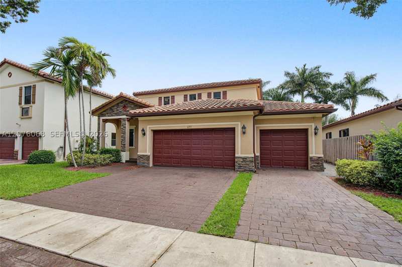 5 bedroom SingleFamilyResidence at 633 SE 35th Ter, Baywinds At Cozumel, Homestead — photo 1