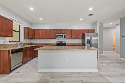 633 SE 35th Ter, Homestead FL - photo 14 of 45