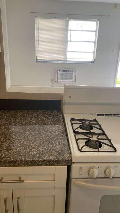 50 NW 204th Street 8, Miami Gardens FL - photo 6 of 21