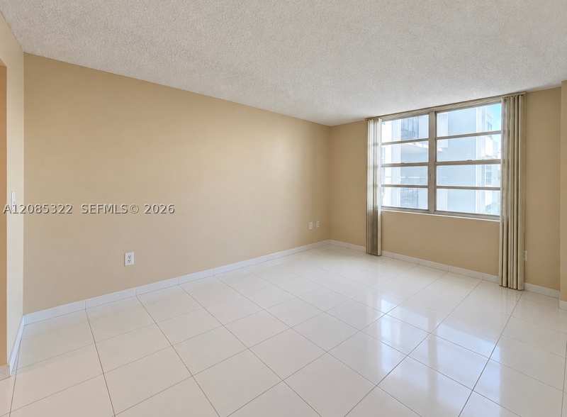 1 bedroom Condominium at 2750 NE 183rd St 601, Commodore Plaza Condo, Aventura — photo 1