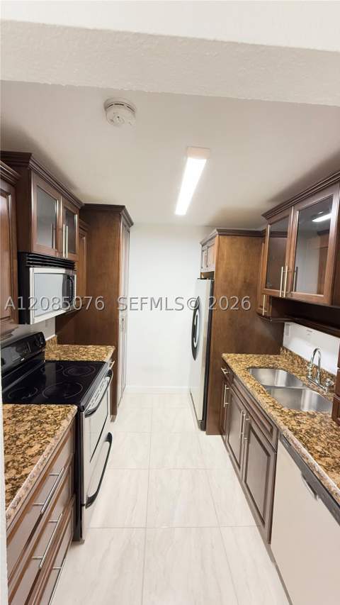 7121 Miami Lakes Dr Q8, Miami Lakes FL - photo 13 of 15