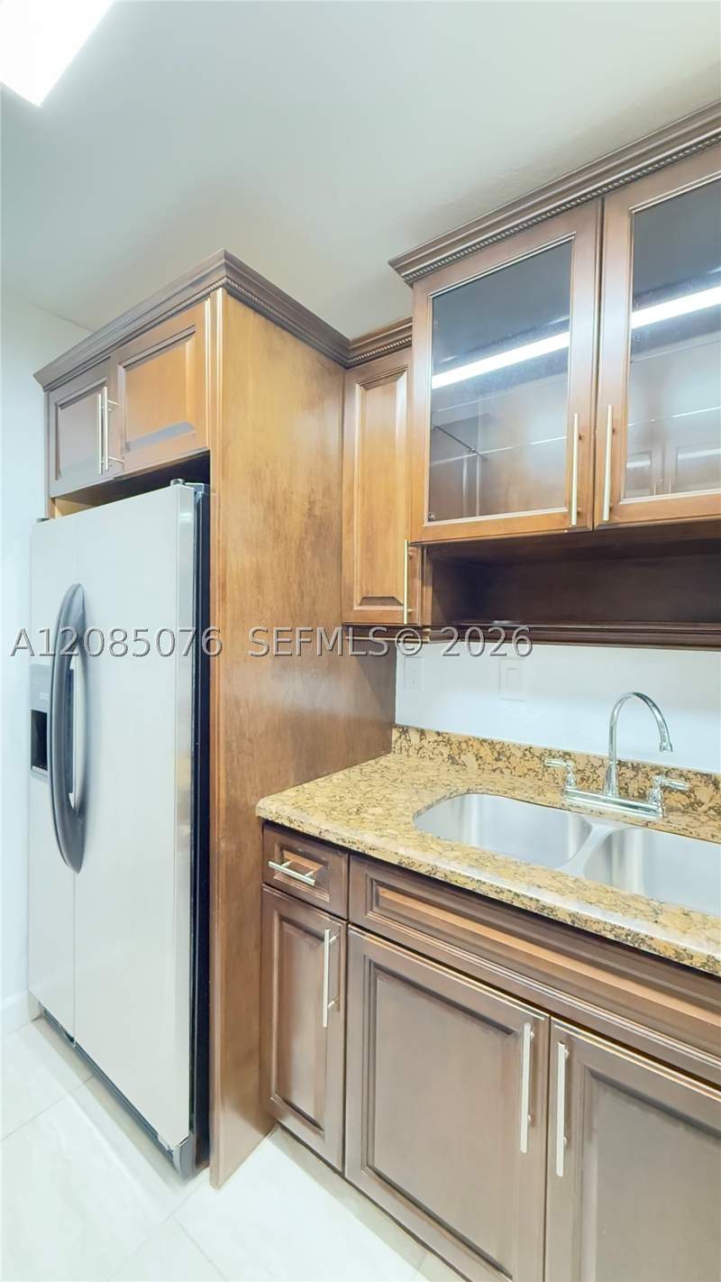 2 bedroom Condominium at 7121 Miami Lakes Dr Q8, Cypress Village Condo, Miami Lakes — photo 2