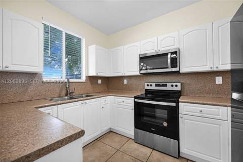 2607 SE 14th Ave 390, Homestead FL - photo 19 of 51