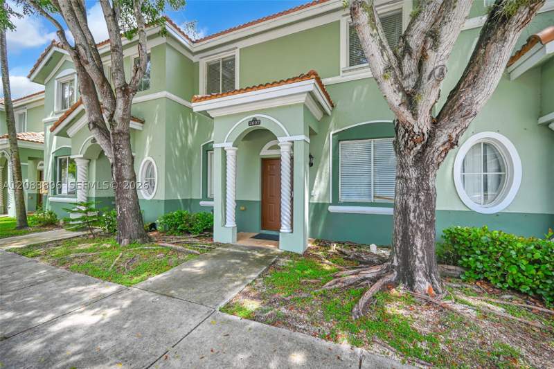 3 bedroom Condominium at 2607 SE 14th Ave 390, Shoma Townhomes At Keysco, Homestead — photo 3