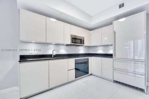 1010 Brickell Ave 1810, Miami FL - photo 12 of 35