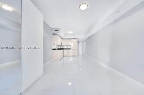1010 Brickell Ave 1810, Miami FL - photo 15 of 35