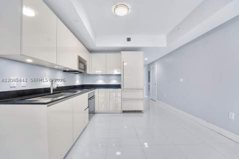 1010 Brickell Ave 1810, Miami FL - photo 16 of 35