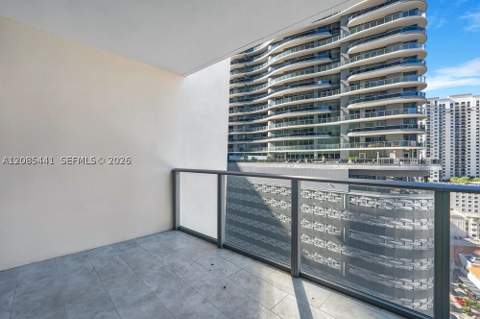 1010 Brickell Ave 1810, Miami FL - photo 21 of 35