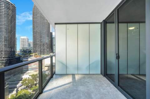 1010 Brickell Ave 1810, Miami FL - photo 22 of 35
