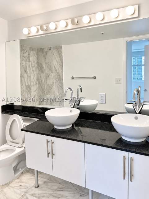 31 SE 5th St 2808, Miami FL - photo 7 of 18
