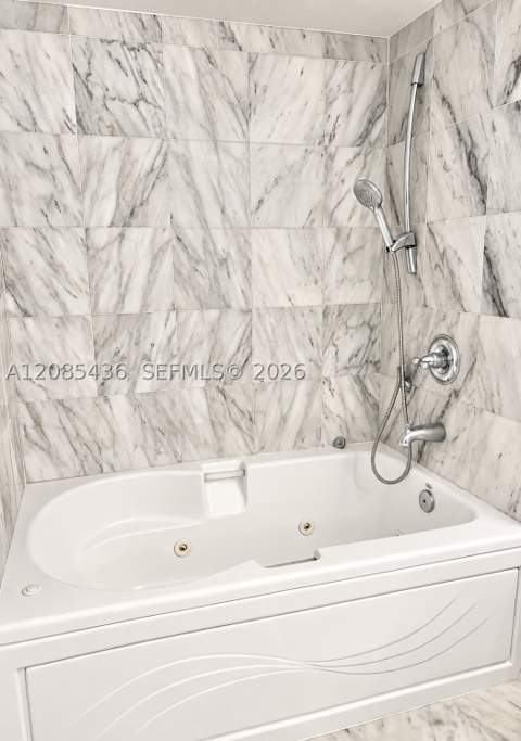 31 SE 5th St 2808, Miami FL - photo 9 of 18