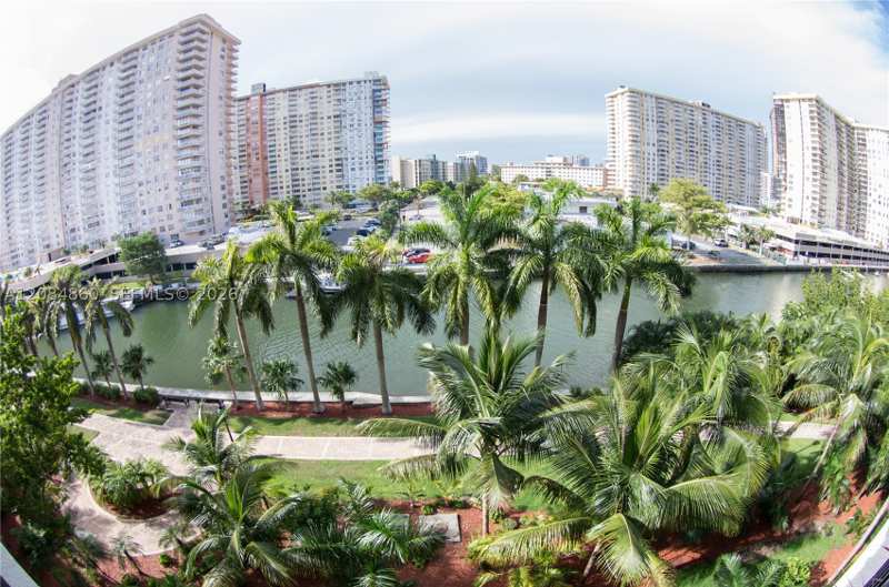 2 bedroom Condominium at 17150 N Bay Rd 2512, Porto Bellagio Condo, Sunny Isles Beach — photo 1