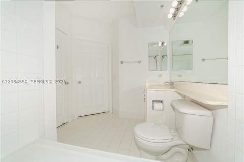 17150 N Bay Rd 2512, Sunny Isles Beach FL - photo 24 of 49